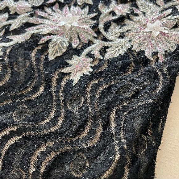 Couture Naeem Khan Evening Gown w/ Beadwork - Picture 9 of 17